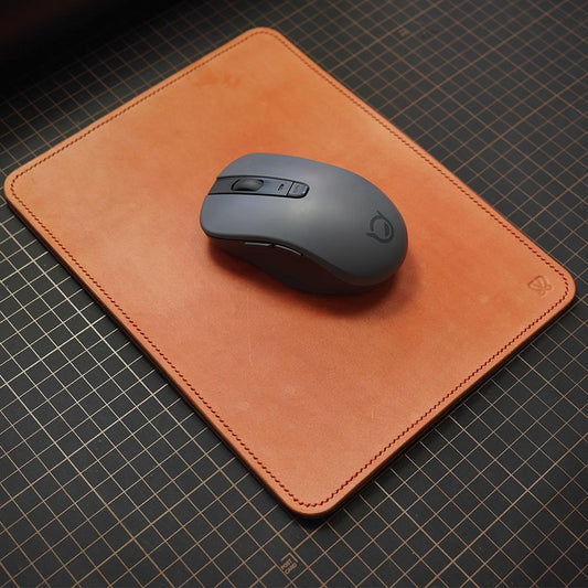 Hand-Stitched Italian Veg-Tanned Leather Mouse Pad