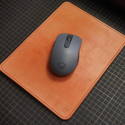 Hand-Stitched Italian Veg-Tanned Leather Mouse Pad