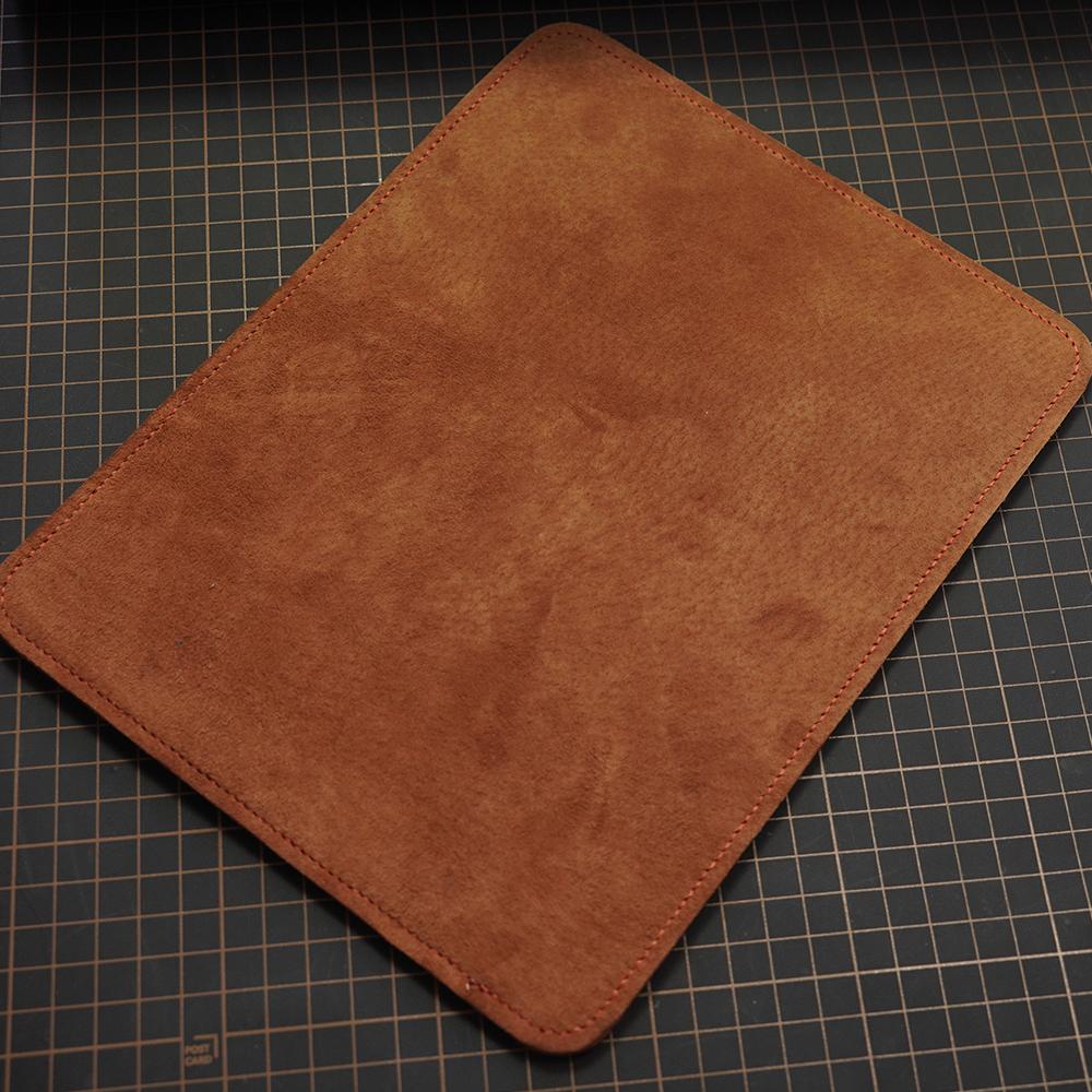 Hand-Stitched Italian Veg-Tanned Leather Mouse Pad