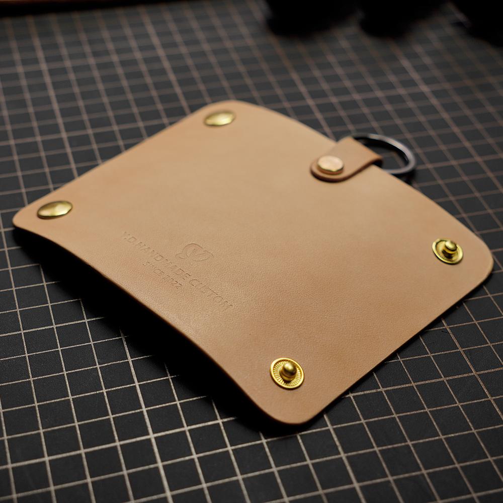 Handcrafted Italian Veg-Tanned Leather Key Case |  Foldabl Organizer